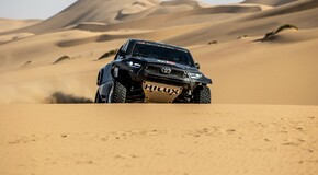 TOYOTA GAZOO Racing nasadí na Dakar štyri posádky a nový špeciál GR DKR HILUX T1+ 