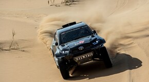 TOYOTA GAZOO Racing na Rajdzie Dakar 2022. Zupełnie nowy GR DKR Hilux T1+