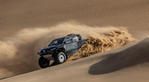 TOYOTA GAZOO Racing na Rajdzie Dakar 2022. Zupełnie nowy GR DKR Hilux T1+