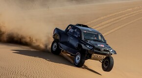 TOYOTA GAZOO Racing nasadí na Dakar štyri posádky a nový špeciál GR DKR HILUX T1+ 