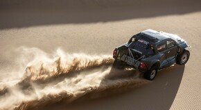 TOYOTA GAZOO Racing nasadí na Dakar štyri posádky a nový špeciál GR DKR HILUX T1+ 