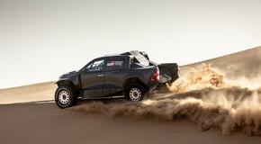 TOYOTA GAZOO Racing nasadí na Dakar štyri posádky a nový špeciál GR DKR HILUX T1+ 