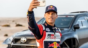 TOYOTA GAZOO Racing nasadí na Dakar štyri posádky a nový špeciál GR DKR HILUX T1+ 