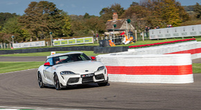 Toyota GR Yaris měla premiéru na festivalu Goodwood SpeedWeek