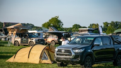 150 terenówek na jubileuszowym Toyota Off-Road Festival. Dziesiąta edycja wróciła do korzeni