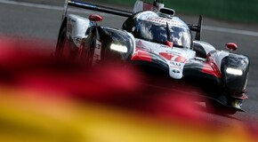 EGY VERSENNYEL A SZEZON VÉGE ELŐTT HOSSZÚTÁVÚ VILÁGBAJNOK A TOYOTA GAZOO RACING 