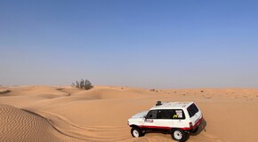 Klasycznym Land Cruiserem na Rajd Dakar