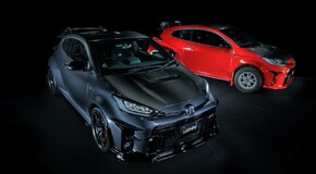 Brutális sportautót és egy hamarosan érkező elektromos modell sportos kivitelét is megmutatta a Toyota Tokióban