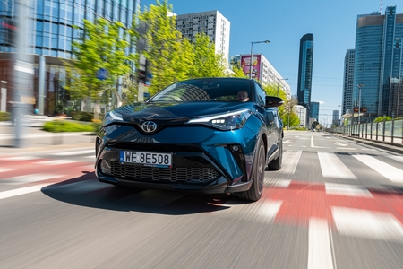 Toyota C-HR Final Edition z napędem hybrydowym 1.8 w cenie poniżej 120 tys. zł