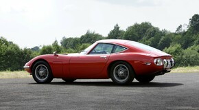 Toyota 2000GT