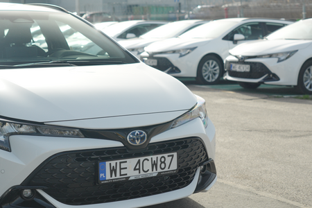 Toyoty Corolle z hybrydą 5. generacji we flocie firmy Wedel