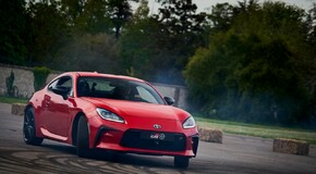 Nová Toyota GR 86 se představí v celosvětové premiéře na Festivalu rychlosti v Goodwoodu 