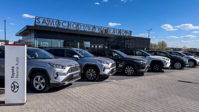 Toyota powiększa sieć sprzedaży samochodów używanych z gwarancją Pewne Auto. Sprawdzone hybrydy z drugiej ręki i pewne pochodzenie