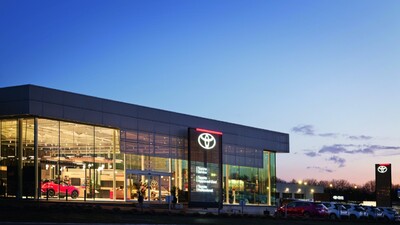 Toyota ma najlepszą sieć sprzedaży w Polsce. Wyniki Wielkiego Testu Salonów 2026 magazynu „Auto Świat”