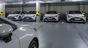  Toyota dodala Vodafonu hybridní flotilu 144 vozů