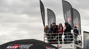 Kalle Rovanperä a Jonne Halttunen jsou po Středoevropské rallye znovu mistři světa s Toyotou