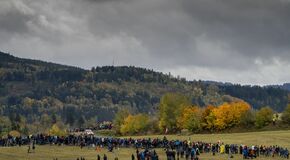 Kalle Rovanperä a Jonne Halttunen jsou po Středoevropské rallye znovu mistři světa s Toyotou