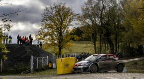 Kalle Rovanperä a Jonne Halttunen jsou po Středoevropské rallye znovu mistři světa s Toyotou