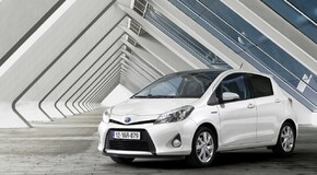 Yaris 10 mln