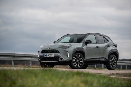 Pięć Toyot wśród 10 najpopularniejszych modeli w Polsce. Marka zdecydowanym liderem polskiego rynku
