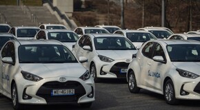 100 hybrydowych Yarisów dołączyło do floty UNIQA