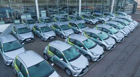 Nowe Toyoty Yaris Hybrid rozbudowały hybrydową flotę Banku BNP Paribas