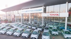 Nowe Toyoty Yaris Hybrid rozbudowały hybrydową flotę Banku BNP Paribas