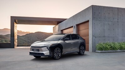 Toyota bZ4X w obniżonych cenach. Elektryczny SUV już od 165 900 zł
