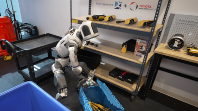 Błyskawiczne postępy napędzanego przez AI humanoidalnego robota Toyota Research Institute i Boston Dynamics