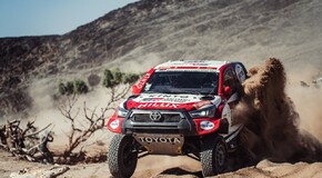 TOYOTA GAZOO Racing w walce o zwycięstwo w Rajdzie Dakar 2021 do ostatniego etapu 