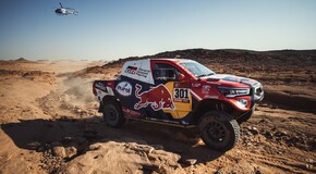 TOYOTA GAZOO Racing w walce o zwycięstwo w Rajdzie Dakar 2021 do ostatniego etapu 