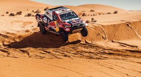 TOYOTA GAZOO Racing w walce o zwycięstwo w Rajdzie Dakar 2021 do ostatniego etapu 