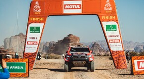 Tím TOYOTA GAZOO Racing skončil na Rely Dakar 2021 celkovo druhý