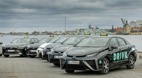 A Toyota és a DRIVR 100 hidrogénüzemű taxit állított szolgálatba Koppenhágában 