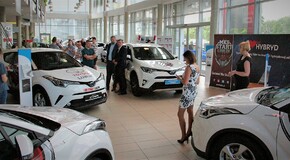 Cztery hybrydowe Toyoty dla klubu TBV Start Lublin