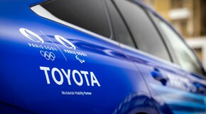 Toyota dodala první vozy pro hry v Paříži, technologie poznáte podle barev