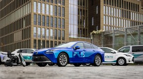 Toyota przekazuje flotę zelektryfikowanych pojazdów na Igrzyska Olimpijskie i Paraolimpijskie w Paryżu 2024