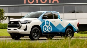 RKP hydrogen Hilux - Copyright Rod Kirkpatrick Photography