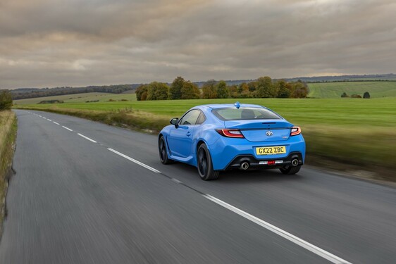 A Toyota GR86 vitte el a Top Gear Év Sportautója díját