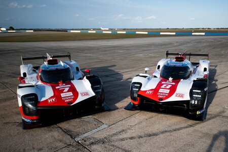 Toyota GR010 HYBRID na drugim miejscu wyścigu w 1000 Miles of Sebring