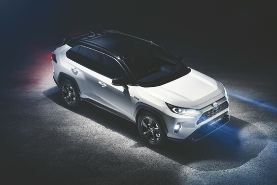 Światowy debiut nowej Toyoty RAV4 na New York International Auto Show