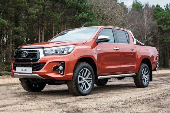 ÚJABB LIMITÁLT SZÉRIÁS TOYOTA HILUX ÉRKEZIK