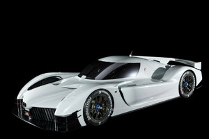 GR Super Sport Concept w strefie kibica Toyoty na wyścigu Le Mans 24h