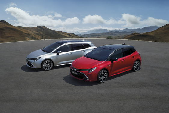 AZ AUTOBEST 2019 DÖNTŐJÉBEN A TOYOTA COROLLA