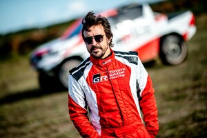 Fernando Alonso testował w Szczecinie Hiluxa zespołu TOYOTA GAZOO Racing