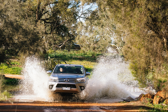 Cesta Fedora Koňukova okolo sveta s podporou nerozbitnej Toyoty Hilux: Svetový rekord prekonaný!