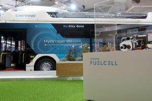 CaetanoBus SA predstavil prvý vodíkový autobus s technológiou palivových článkov od Toyoty
