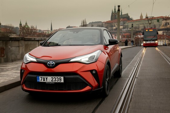 Toyota v lednu pokračovala v růstu, zvýšila prodeje o 18 procent 