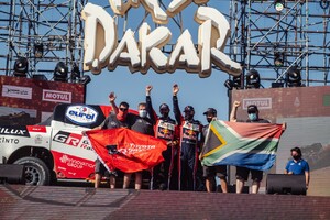 Tým TOYOTA GAZOO Racing skončil na Rallye Dakar 2021 celkově druhý