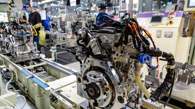 Toyota uruchamia drugą linię produkcyjną silnika 1.5 do hybrydowego Yarisa i Yarisa Cross – kontynuacja wielkiej inwestycji w produkcję napędów hybrydowych w Polsce